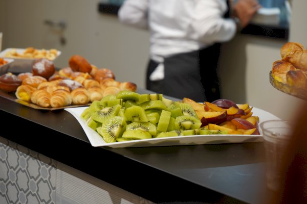 IMG#1 EdimaxAstor van zXz A Glance at Appetizers at Cersaie Stands ;)