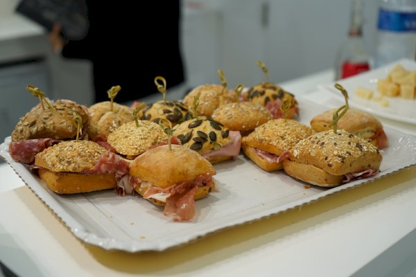 IMG#1 NovaBell van zXz A Glance at Appetizers at Cersaie Stands ;)