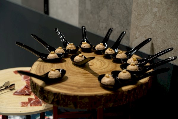 IMG#2 Colorker av x A Glance at Appetizers at Cersaie Stands ;)