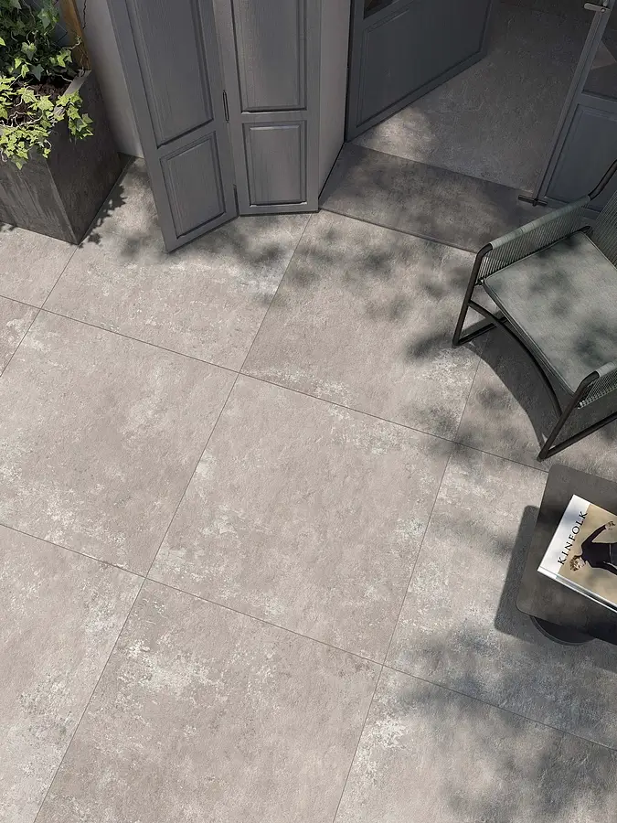 Background tile, Effect concrete, Color grey, Glazed porcelain stoneware, 90x90 cm, Finish antislip