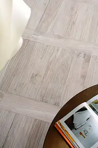 Background tile, Effect wood, Color beige, Glazed porcelain stoneware, 20x80 cm, Finish matte