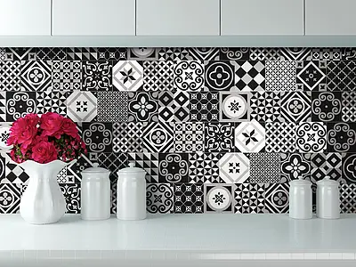 Imitation de mosaïque, Effet imitation carreaux de ciment, Teinte noir et blanc, Style patchwork, Grès cérame émaillé, 15x90 cm, Surface Satinée