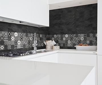 Kakel med mosaikimitation, Textur enkaustisk kakel, Färg svarta & vita, Stil patchwork, Glaserad granitkeramik, 15x90 cm, Yta Satinerat