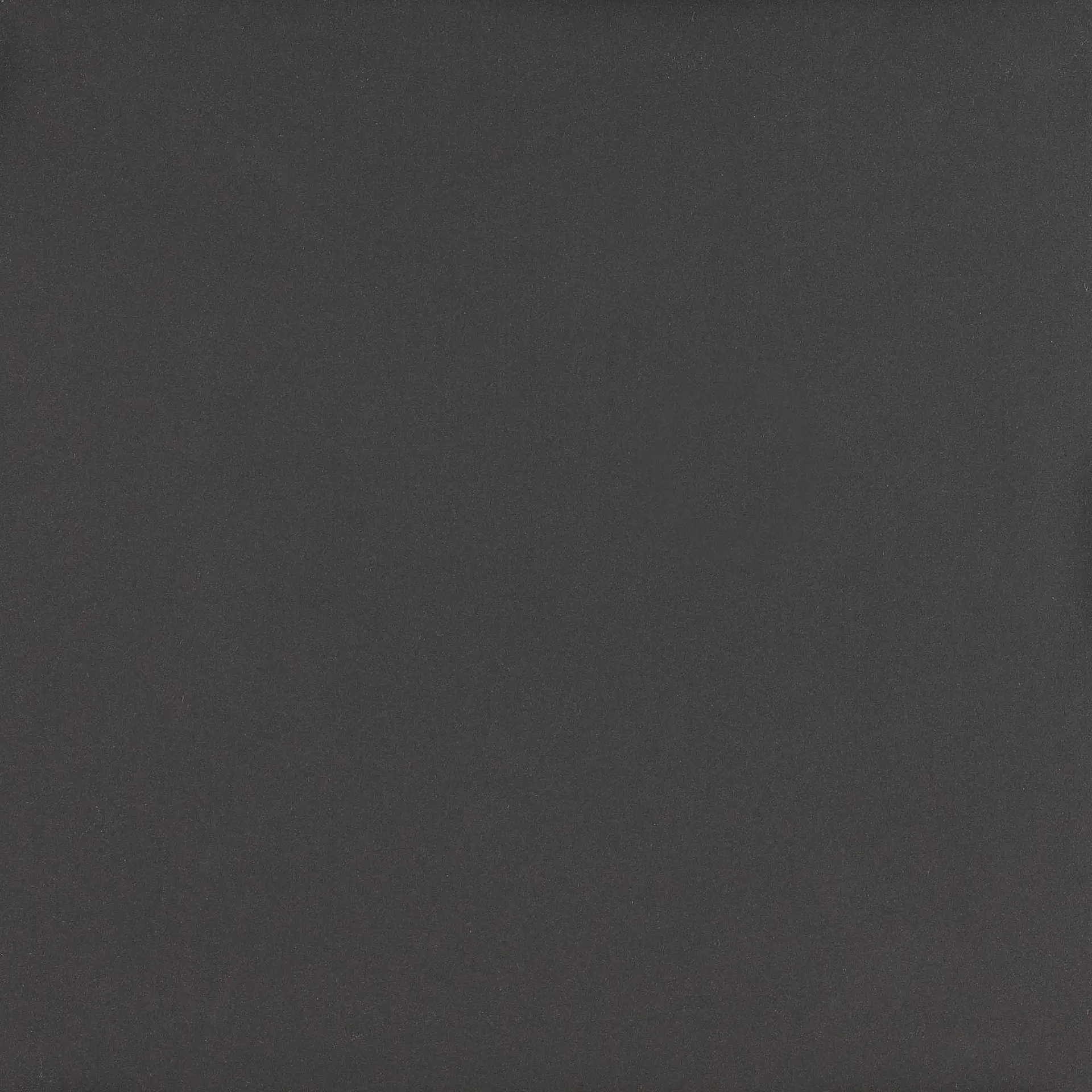 K4005R_TechnicalNegro Aleluia Technical