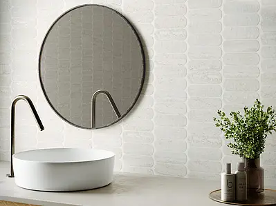 Background tile, Effect travertine, Color beige, Unglazed porcelain stoneware, 5x15 cm, Finish antislip