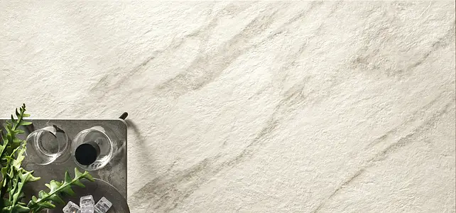 Grundflise, Effekt calacatta, Farve beige, Uglaseret porcelænsstentøj, 60x120 cm, Overflade skridsikker