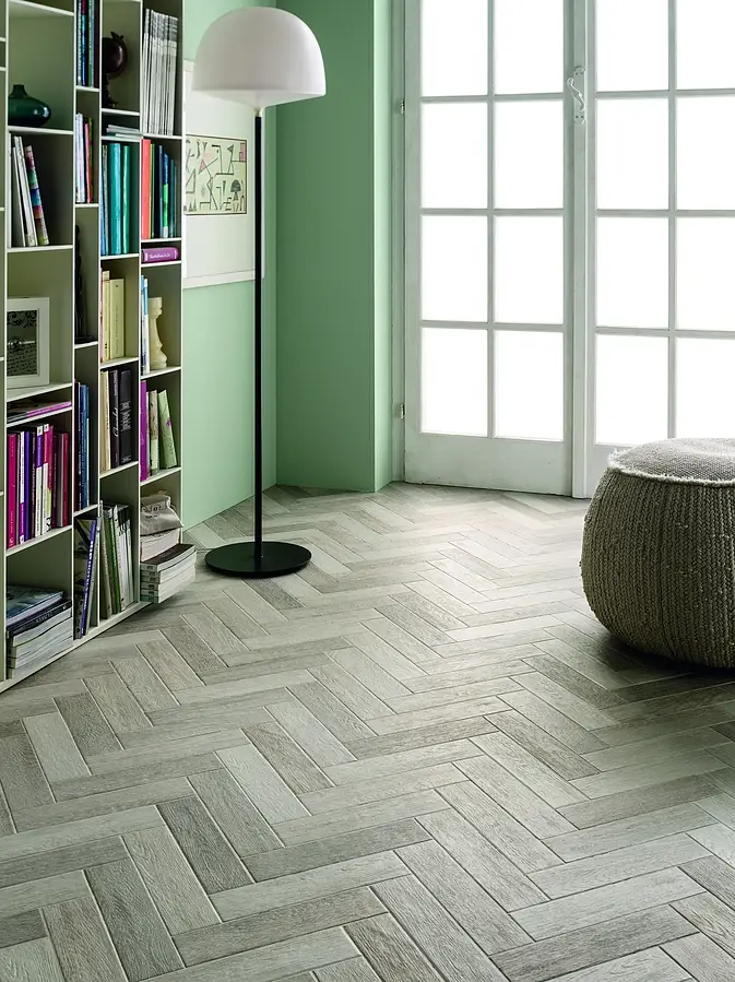 Background tile, Effect wood, Color grey, Glazed porcelain stoneware, 7x28 cm, Finish matte