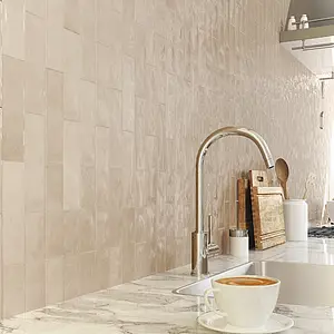 Background tile, Effect brick, Color beige, Glazed porcelain stoneware, 6.5x20 cm, Finish glossy