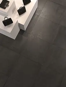 Grundflise, Effekt beton, Farve sort, Uglaseret porcelænsstentøj, 100x100 cm, Overflade skridsikker