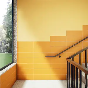 Bakgrunnsflis, Effekt ensfarget, Farge oransje, Glasert porselenssteintøy, 20x60 cm, Overflate matt
