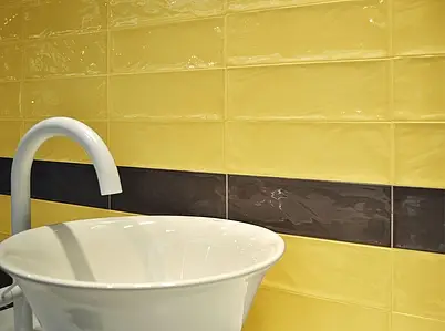 Azulejo base, Efecto monocolor, Color amarillo, Cerámica, 10x30.5 cm, Acabado brillo