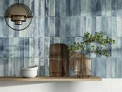 Background tile, Color navy blue, Glazed porcelain stoneware, 31x62 cm, Finish glossy