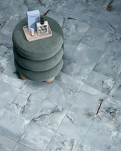 Background tile, Effect onyx, Color sky blue, Glazed porcelain stoneware, 20x20 cm, Finish glossy