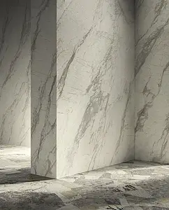 Grundflise, Effekt other marbles, Farve grå,hvid, Glaseret porcelænsstentøj, 120x260 cm, Overflade skridsikker