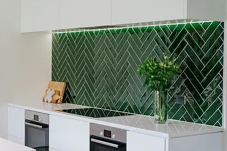 Background tile, Color green, Ceramics, 7.5x30 cm, Finish glossy