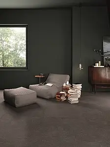 Grundflise, Effekt kalksten, Farve sort, Glaseret porcelænsstentøj, 80x80 cm, Overflade skridsikker