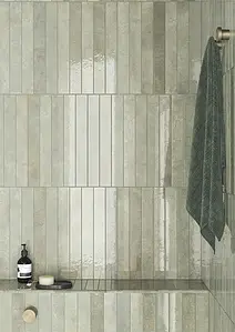 Background tile, Effect other stones, Color green, Glazed porcelain stoneware, 5x40 cm, Finish glossy