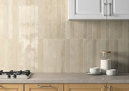 Background tile, Effect other stones, Color beige, Glazed porcelain stoneware, 5x40 cm, Finish glossy