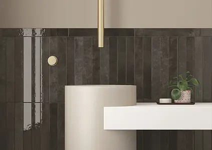 Background tile, Effect other stones, Color black, Glazed porcelain stoneware, 5x40 cm, Finish glossy