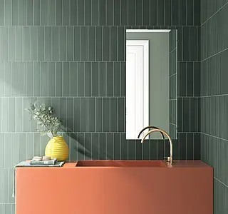 Background tile, Effect unicolor, Color green, Glazed porcelain stoneware, 6x30 cm, Finish matte