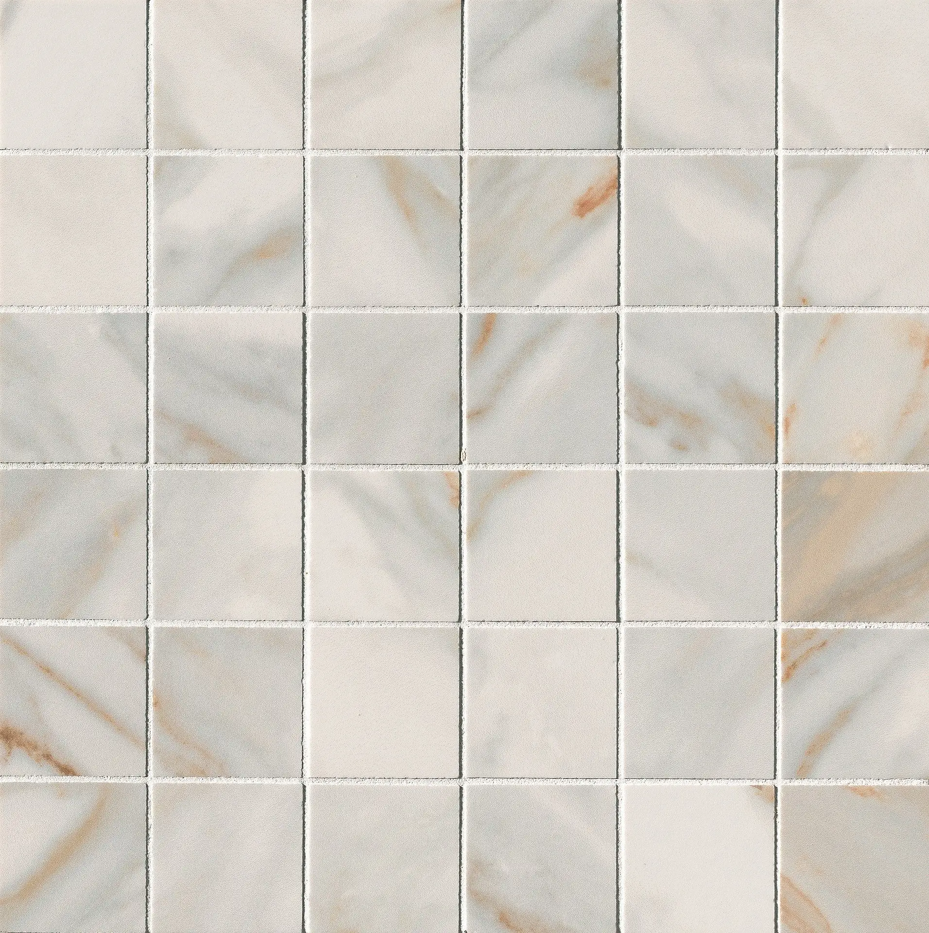 fQJ6_RomaG.CalacattaOroGresMacromosaico FAP Roma Gold