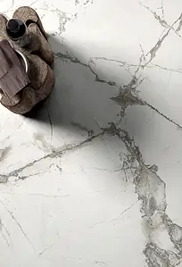 Piastrella di fondo, Effetto pietra,altri tipi di marmo, Colore bianco, Gres porcellanato smaltato, 160x320 cm, Superficie opaca