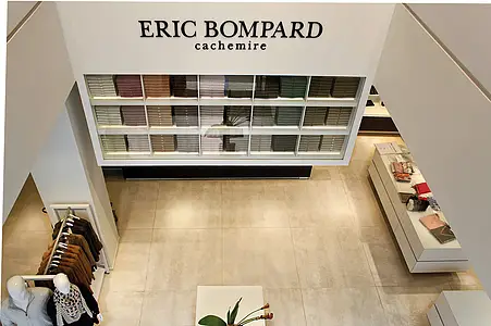 Background tile, Effect concrete, Color grey, Unglazed porcelain stoneware, 120x120 cm, Finish antislip