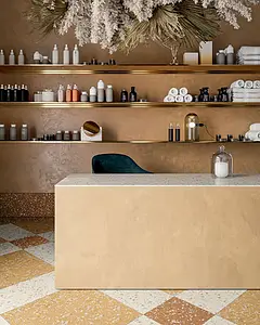 Grundflise, Effekt terrazzo, Farve beige, Uglaseret porcelænsstentøj, 30x60 cm, Overflade skridsikker