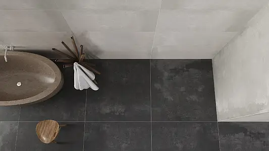Grundflise, Effekt beton, Farve sort, Uglaseret porcelænsstentøj, 120x120 cm, Overflade skridsikker