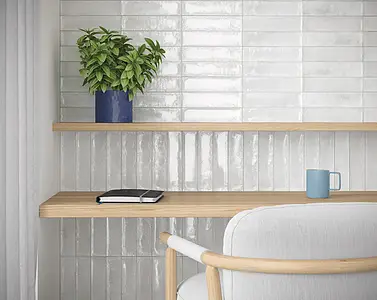 Background tile, Effect unicolor, Color white, Glazed porcelain stoneware, 6x24.6 cm, Finish glossy