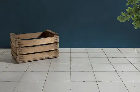 Grundflise, Glaseret porcelænsstentøj, 22.3x22.3 cm, Overflade mat