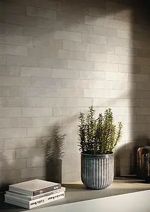 Background tile, Effect stone,brick,other stones, Color beige, Unglazed porcelain stoneware, 5x20 cm, Finish antislip