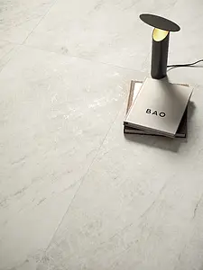 Background tile, Effect other marbles, Color white, Glazed porcelain stoneware, 60x120 cm, Finish antislip