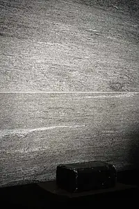 Piastrella di fondo, Effetto pietra,quarzite, Colore grigio, Gres porcellanato non smaltato, 30x120 cm, Superficie antiscivolo