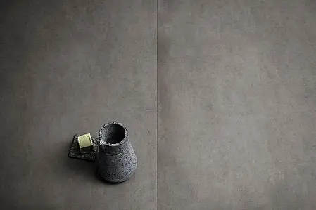 Effekt beton, Farve grå, Grundflise, Glaseret porcelænsstentøj, 75x150 cm, Overflade skridsikker