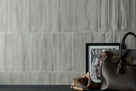 Background tile, Effect unicolor, Color grey, Glazed porcelain stoneware, 7.5x30 cm, Finish glossy