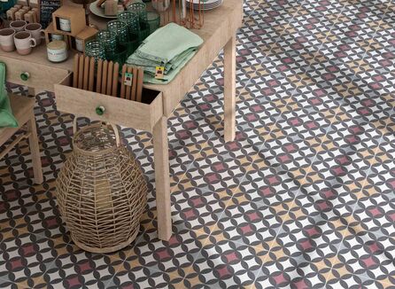 Tile Mayolica Santiago