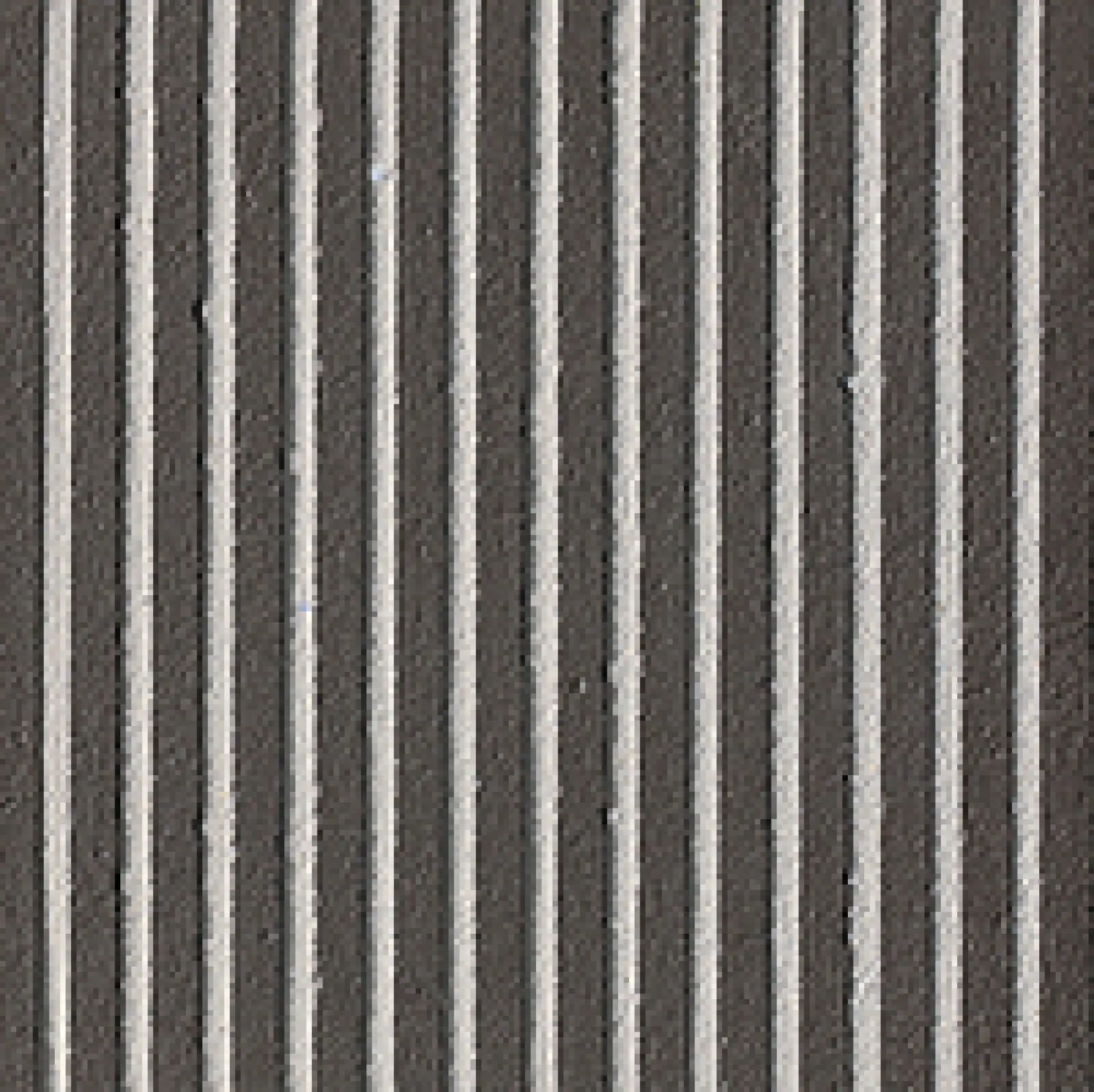 MAFT04_thin anthracite Mutina Fringe