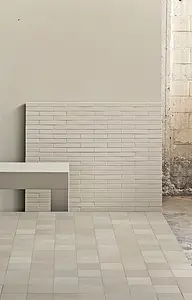 Grundflise, Farve grå, Stil designer, Glaseret porcelænsstentøj, 5.5x45 cm, Overflade skridsikker