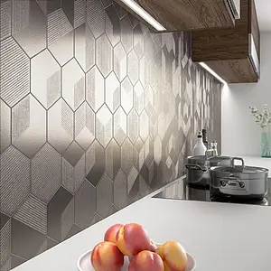 Bakgrundskakel, Textur metall, Färg grå, Stil patchwork, Glaserad granitkeramik, 14x16 cm, Yta blank