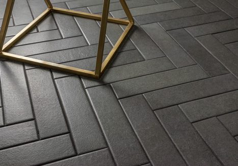Tile Newker Strato