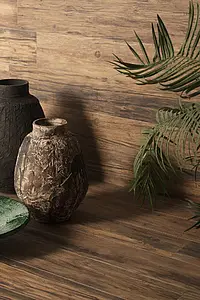 Grundflise, Effekt træ, Farve brun, Stil designer, Glaseret porcelænsstentøj, 19.5x121.5 cm, Overflade skridsikker
