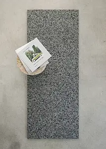 Grundflise, Effekt terrazzo, Farve grå,sort, Glaseret porcelænsstentøj, 30x30 cm, Overflade skridsikker