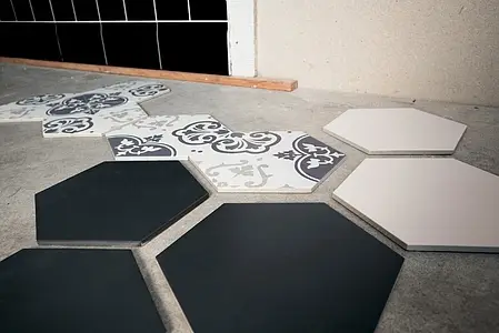 Background tile, Color grey,white, Glazed porcelain stoneware, 23x26.6 cm, Finish matte