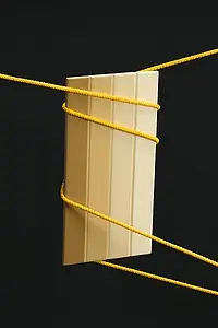 Grundflise, Effekt ensfarvet, Farve gul, Keramik, 4x33.4 cm, Overflade blank