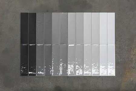Hintergrundfliesen, Optik unicolor, Farbe graue, Keramik, 6.5x26.6 cm, Oberfläche glänzende