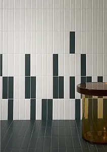 Background tile, Effect brick, Color white, Glazed porcelain stoneware, 5.6x23.2 cm, Finish matte
