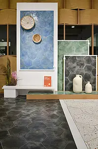 Background tile, Color green, Glazed porcelain stoneware, 28.5x33 cm, Finish matte