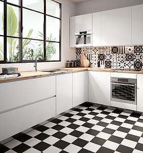 Porseleinen tegels Patchwork Black&White geproduceerd door Ceramica Sant&prime;Agostino, Stijl patchwork, imitatie cementtegels