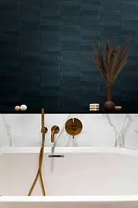 Bakgrundskakel, Färg marinblå, Stil hanverksmässig, Glaserad granitkeramik, 5.7x23 cm, Yta matt